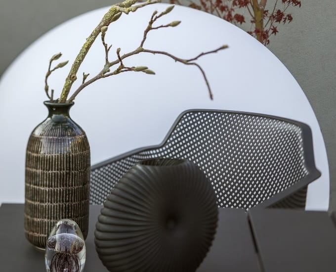 grafitowe krzesło na płozach Margate