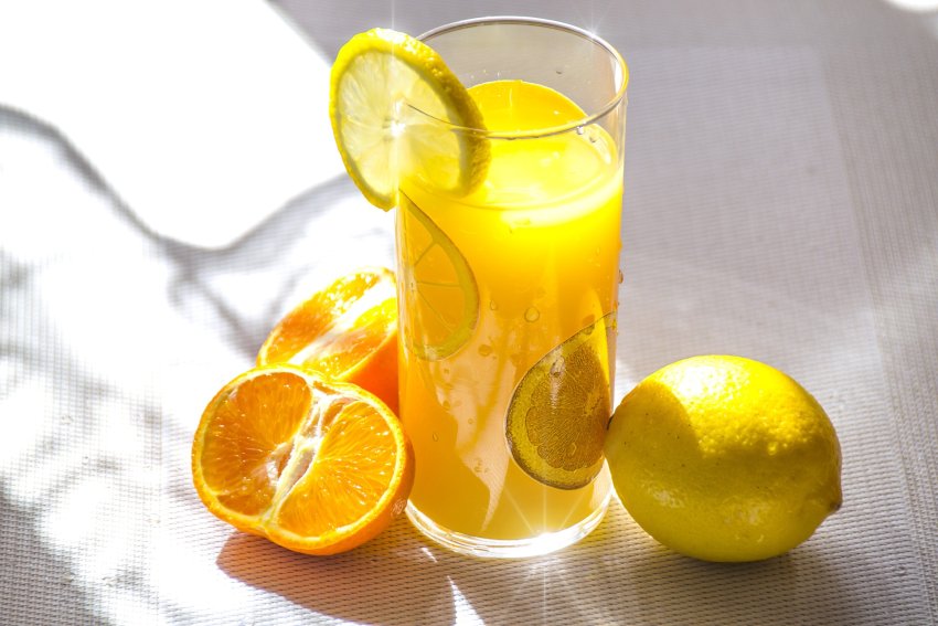 lemoniada z owoców cytrusowych