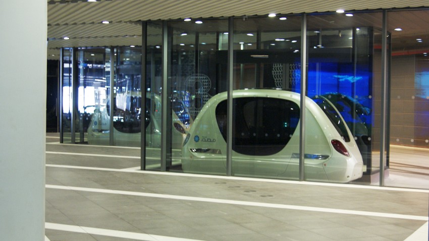 Samodzielna taksówka w MASDAR