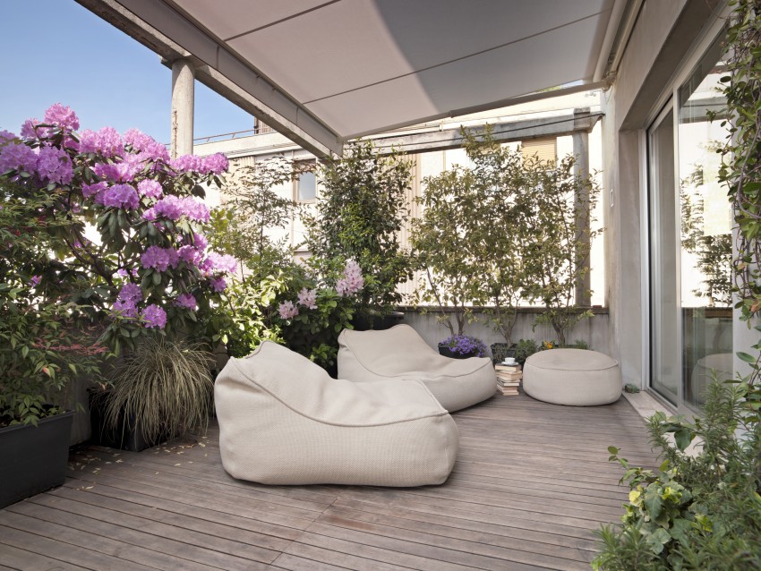 meble na zadaszonym tarasie