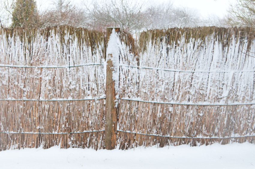 ogrodzenie ze słomy
