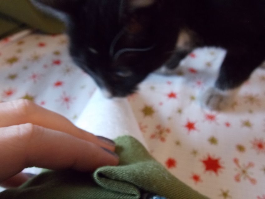 układanie materiału na choince