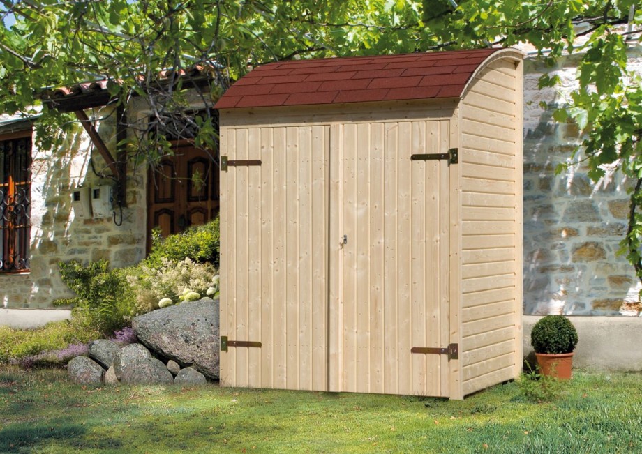 drewniany schowek kryty gontem Szczepan