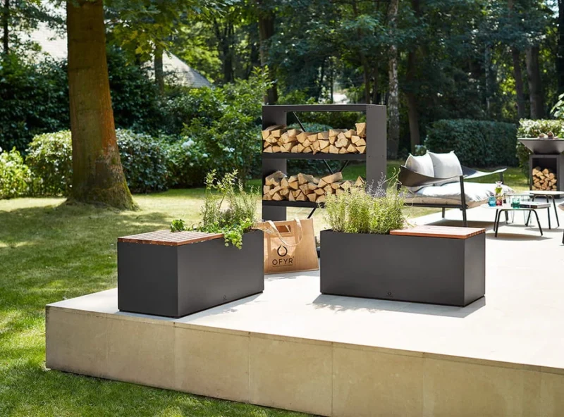 Ławka HERB BENCH z pojemnikiem na zioła - Ogrodolandia.pl Ławka HERB BENCH z pojemnikiem na zioła - Ogrodolandia.pl