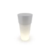 13734