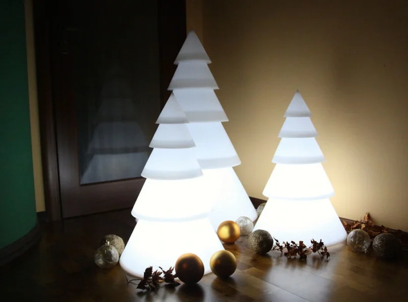 Choinka podświetlana do ogrodu LuXmas - Ogrodolandia.pl Choinka podświetlana do ogrodu LuXmas - Ogrodolandia.pl