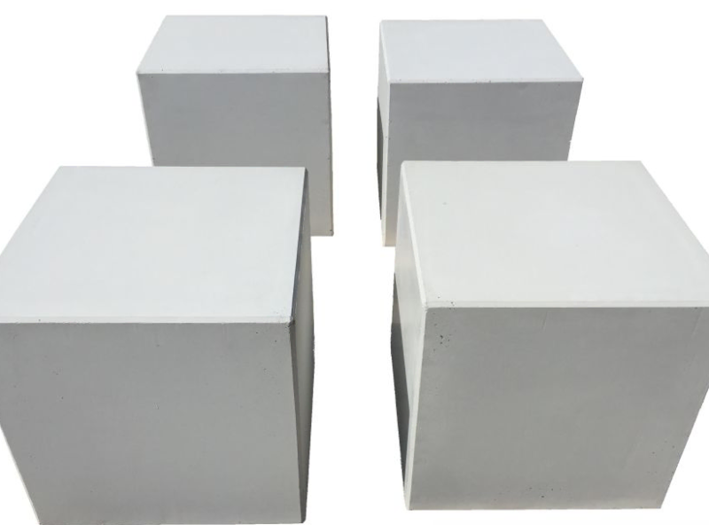 Siedzisko Cubik z betonu architektonicznego - Ogrodolandia.pl