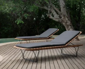 Szara poduszka Sunbrella na leżak Molo