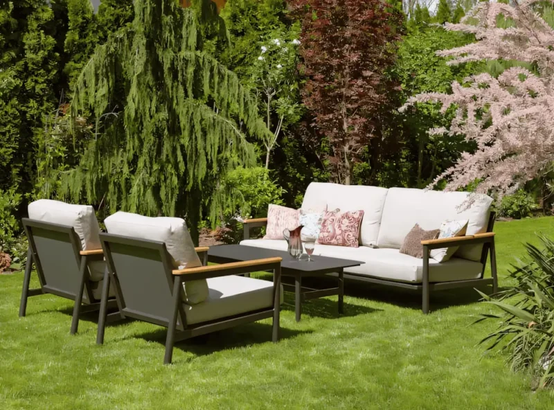 Nowoczesny wypoczynek ogrodowy Nashville z aluminium i teak - Ogrodolandia.pl Nowoczesny wypoczynek ogrodowy Nashville z aluminium i teak - Ogrodolandia.pl