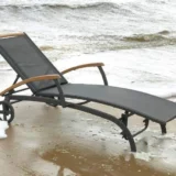 Leżak ogrodowy z aluminium i teak RENNES - Ogrodolandia.pl